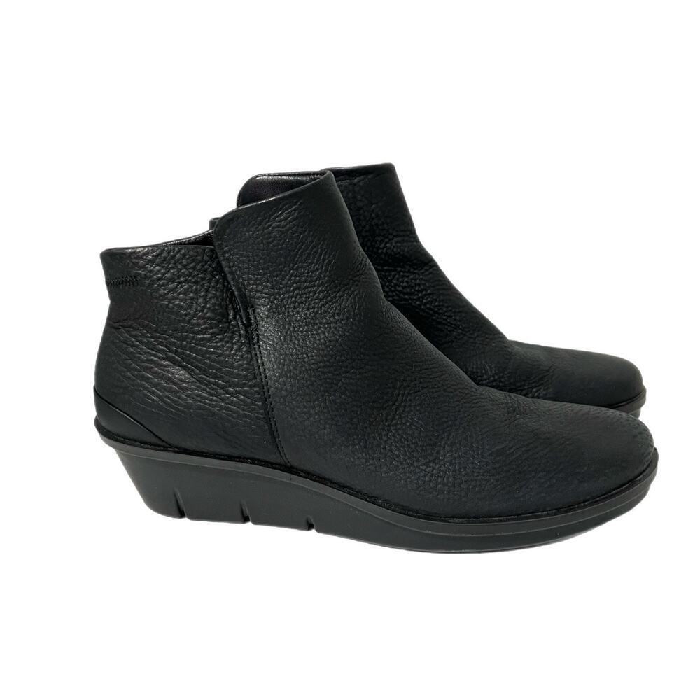 ECCO Skyler Wedge Booties Black Leather Women's 10 EU 41 Comfort
